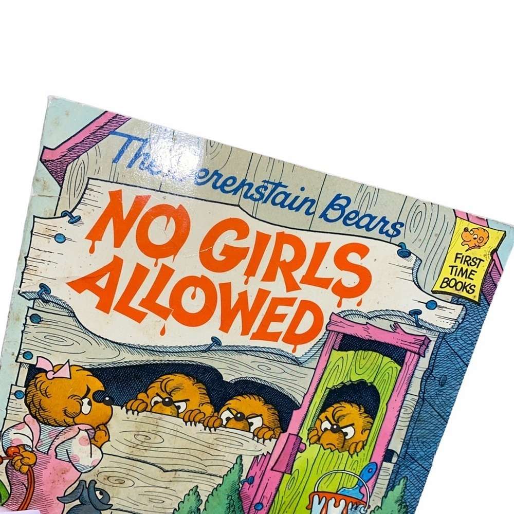 Berenstain Bears Vintage book No girls allowed